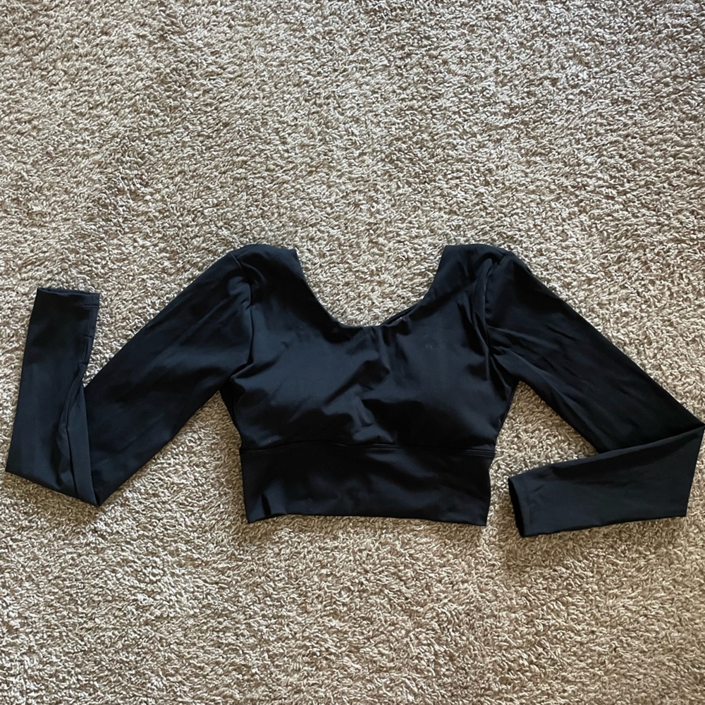 SOUL FIRE CROP LONG SLEEVE SEXY BACK BLACK WORKOUT TOP